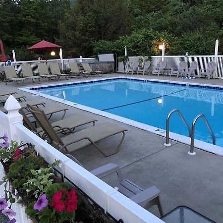 Lyn Aire Motel - Lake George Dış mekan fotoğraf